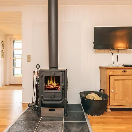 5 Person In Saeby-by Traum Sæby